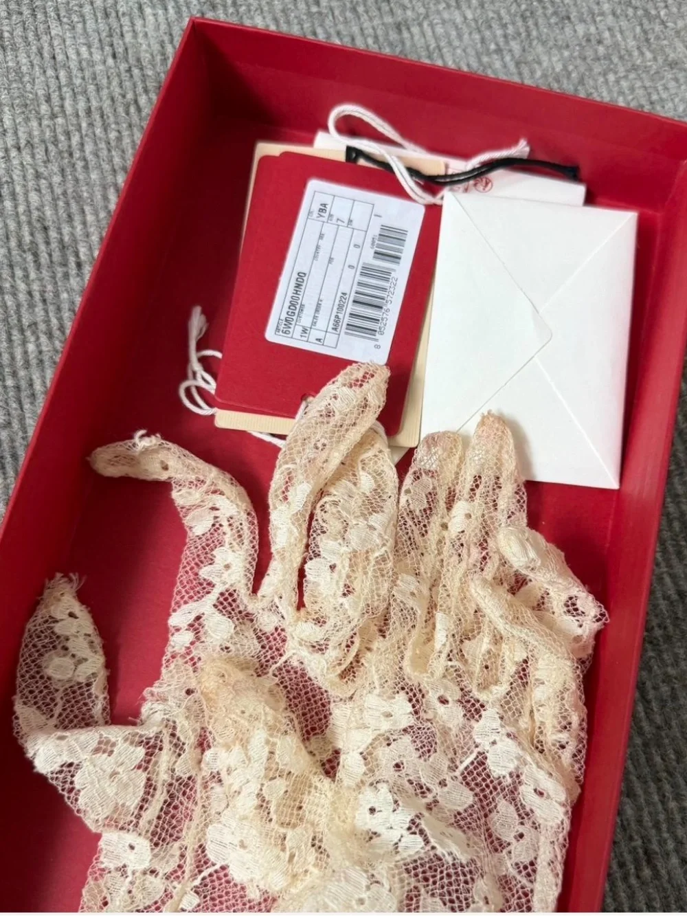 Valentino Lace Gloves